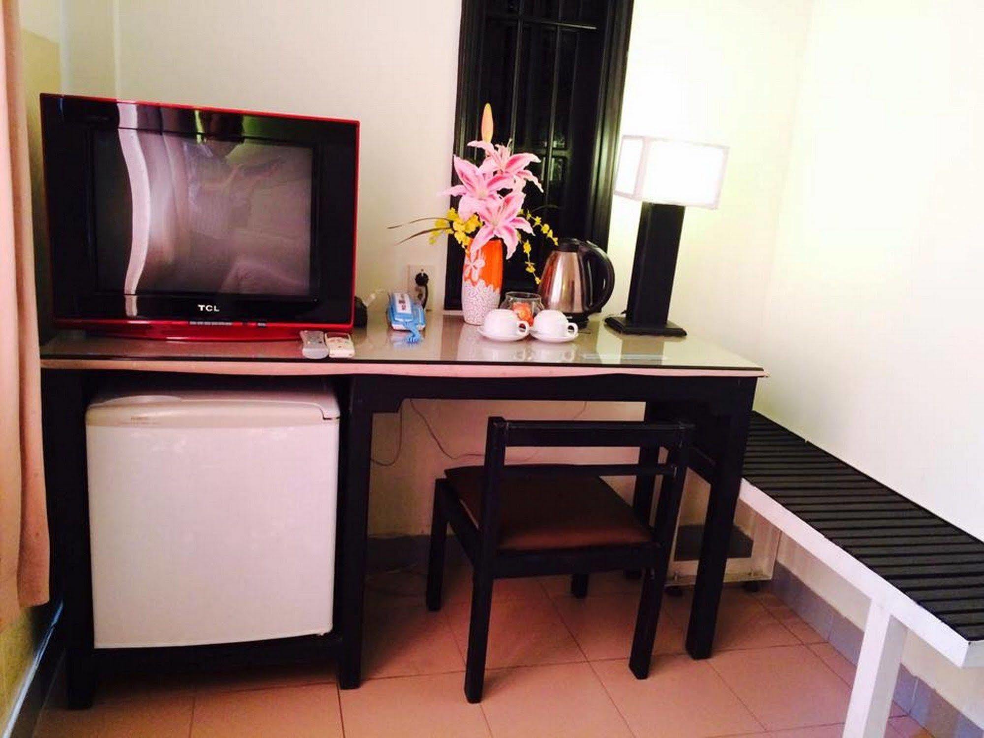 Ruby Bistro Hotel هوي المظهر الخارجي الصورة